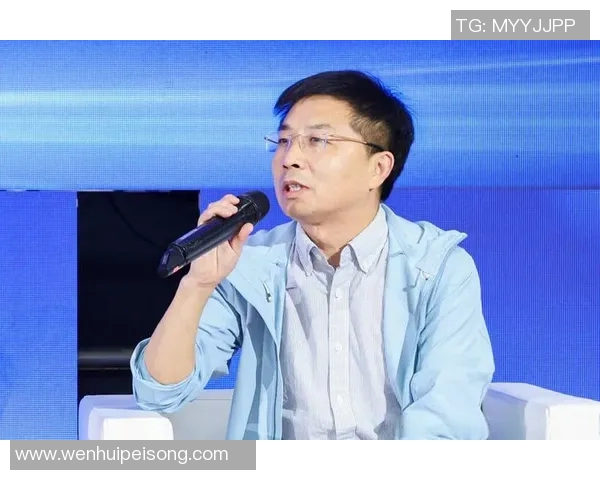 深度对话：吴娜如何在足球世界中追寻梦想与挑战自我